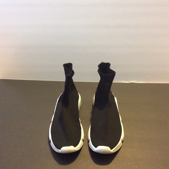 FOREVER SOCK SHOES CASUAL SPEED TRAINER SIZE 7.5 - Picture 6 of 8